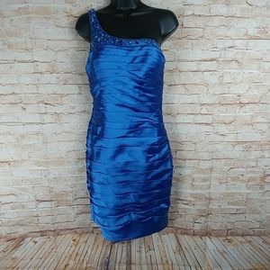Adrianna Papell Lt Blue Bodycon Evening wear Sz 4